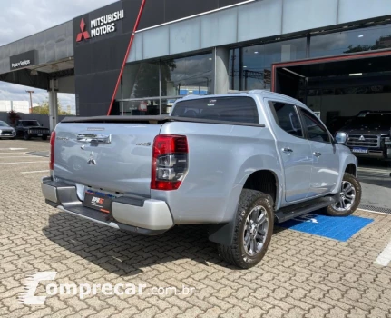 L200 TRITON 2.4 16V Turbo Sport Hpe-s CD 4X4