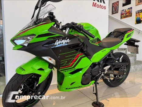 KAWASAKI NINJA 400 KRT EDITION