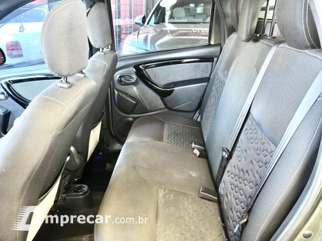 DUSTER OROCH 2.0 16V FLEX DYNAMIQUE 4P AUTOMÁTICO