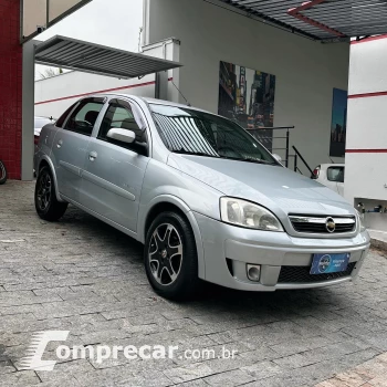 CORSA 1.4 MPFI Premium Sedan 8V