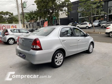 ETIOS 1.5 X Plus Sedan 16V