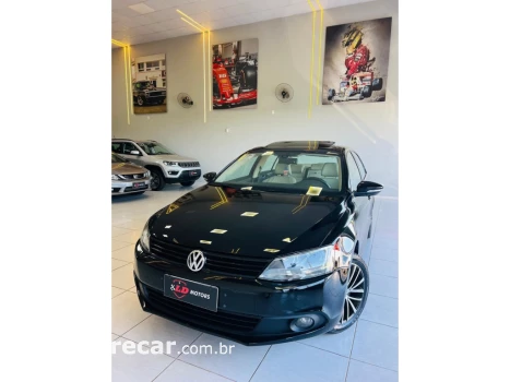 JETTA 2.0 TSI HIGHLINE 200CV GASOLINA 4P TIPTRONIC