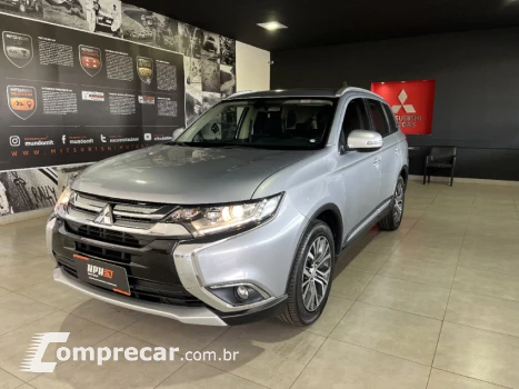 Mitsubishi OUTLANDER 2.0 Comfort 16V 4 portas