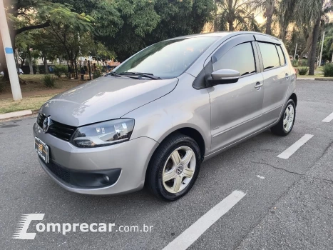 Volkswagen FOX 1.6 MI 8V 4 portas