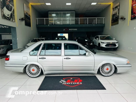 SANTANA 1.8 CL 8V ÁLCOOL 4P MANUAL