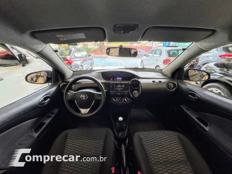 ETIOS 1.5 X Sedan 16V