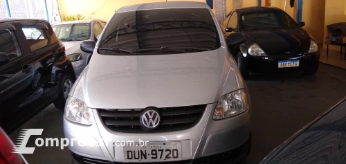 Volkswagen FOX 1.6 MI 8V 4 portas