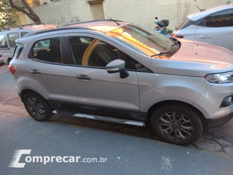 FORD EcoSport FREESTYLE 1.6 16V Flex 5p 4 portas