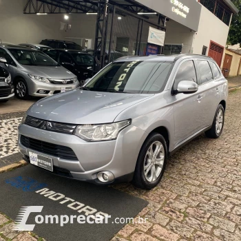 Mitsubishi OUTLANDER 2.0 16V 160cv Aut. 4 portas