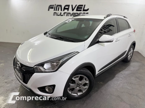 Hyundai HB20X 1.6 16V Premium 4 portas