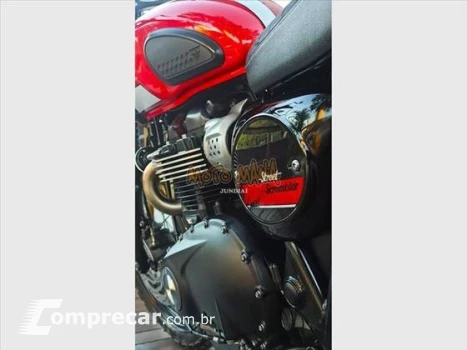 TRIUMPH STREET SCRAMBLER