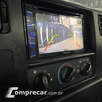 F-250 4.2 XLT 4X2 CS V6