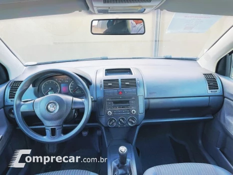 POLO - 1.6 MI 8V 4P MANUAL