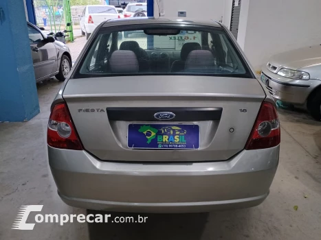 Fiesta Sedan 1.6 Zetec