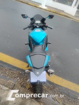 Yamaha r 3