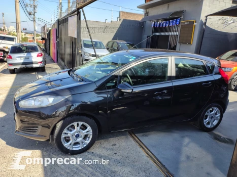 FORD FIESTA 1.6 SE 16V 4 portas