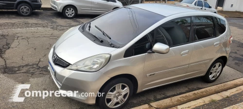 Honda FIT 1.4 DX 16V 4 portas