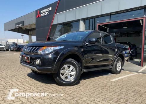 Mitsubishi L200 TRITON 2.4 16V Turbo Sport GLS CD 4X4 4 portas