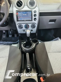 FIESTA 1.6 MPI Class Sedan 8V