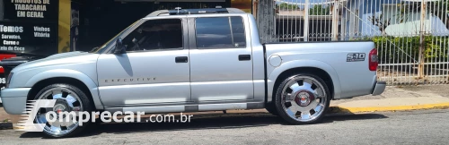 S10 2.4 MPFI Executive 4X2 CD 8V