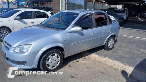 CHEVROLET CLASSIC 4 portas