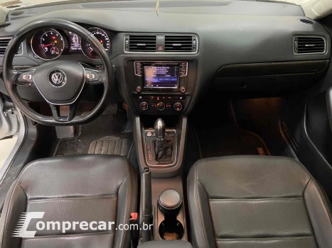 JETTA 2.0 COMFORTLINE FLEX 4P TIPTRONIC