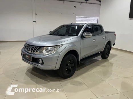 Mitsubishi L200 TRITON 2.4 16V Turbo Sport HPE CD 4X4 4 portas