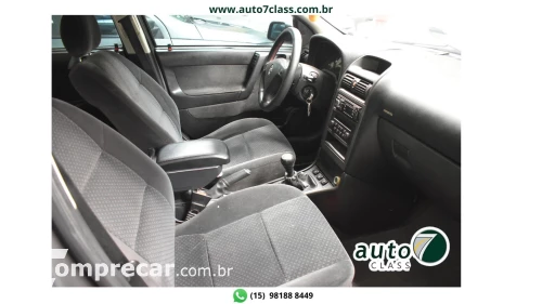 ASTRA SEDAN - 2.0 MPFI ADVANTAGE SEDAN 8V 4P MANUAL