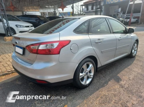 Focus 2.0 S Sedan 16V Flex 4P Powershift