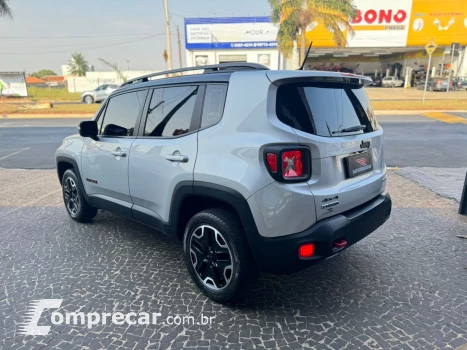 RENEGADE 2.0 16V TURBO DIESEL TRAILHAWK 4P 4X4 AUTOMÁTICO