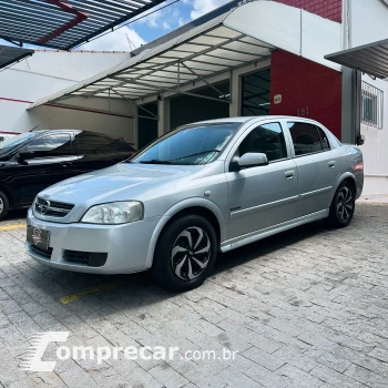 CHEVROLET ASTRA 2.0 MPFI Advantage Sedan 8V 4 portas