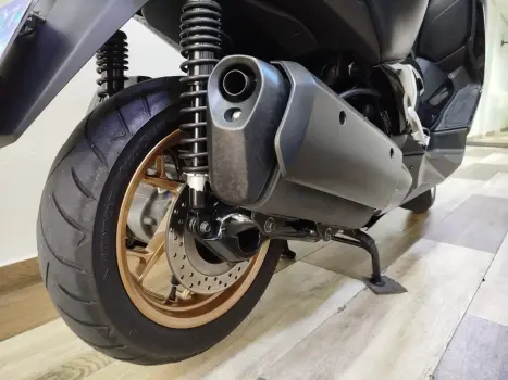 XMAX 250