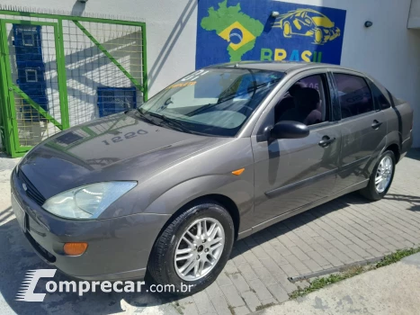 FORD Focus sedan 4 portas