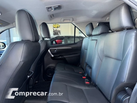 HILUX SW4 2.8 D-4d Turbo SRX Platinum 7L 4X4