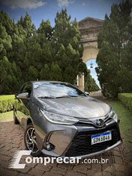 Toyota YARIS 1.5 16V XLS 4 portas