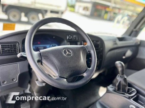 Mercedes-Benz Accelo 1016 2p (diesel) (E5) 2 portas