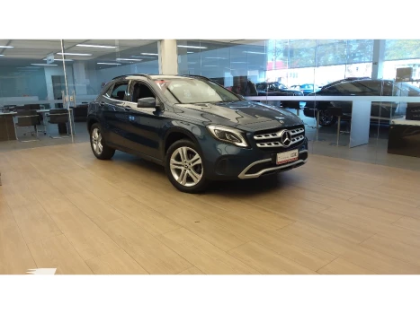 Mercedes-Benz GLA 200 1.6 CGI Style 7g-dct 4 portas