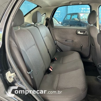 CORSA 1.0 MPFI Premium Sedan 8V