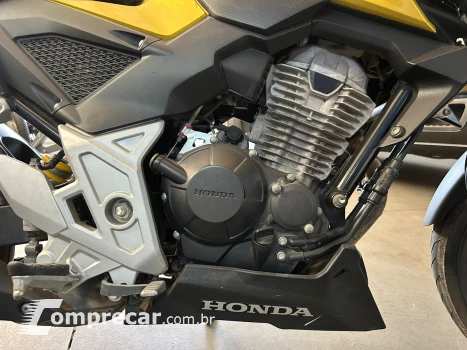 CB 300F Twister