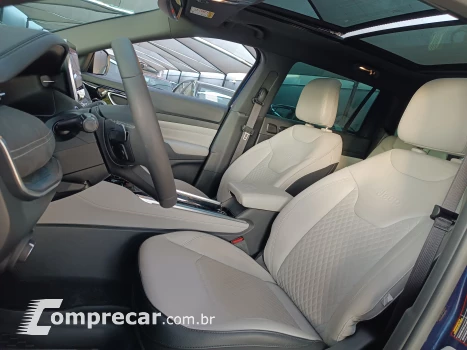 COMMANDER 1.3 T270 Turbo Overland