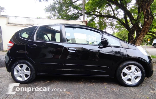 FIT 1.4 LX 8V