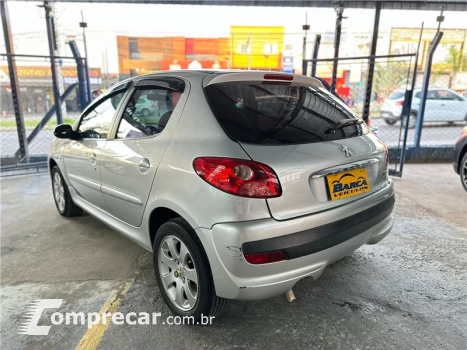 PEUGEOT 207 1.4 XR 8V FLEX 4P MANUAL 4 portas