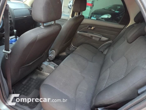 Siena ESSENCE Dualogic 1.6 Flex 16V 4p