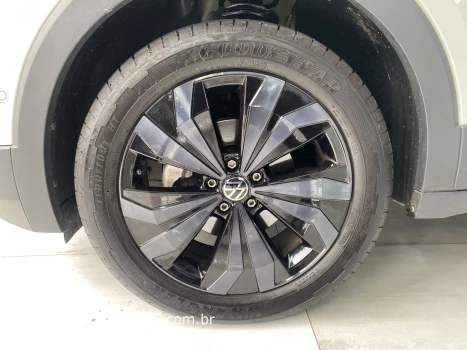 T-Cross Highline 1.4 TSI Flex 16V 5p Aut