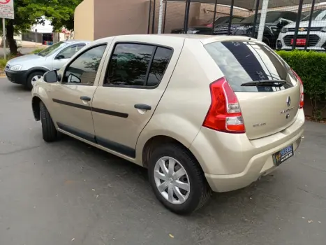 SANDERO 1.6 Expression 8V