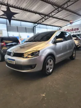 Volkswagen Fox 1.0 Mi Total Flex 8V 5p 4 portas