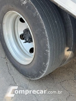 VERTIS 90V16 4x2 2p (diesel)