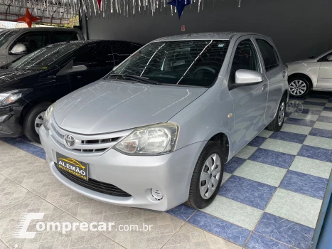 Toyota ETIOS 1.3 X 16V 4 portas