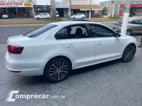 JETTA 2.0 TSI Highline 200cv