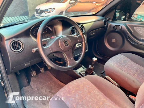 CELTA 1.0 MPFI Super 8V